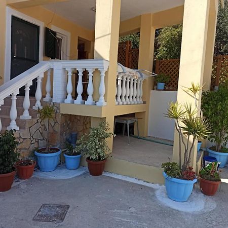 Ferienwohnung Dimitris House Petriti Exterior foto