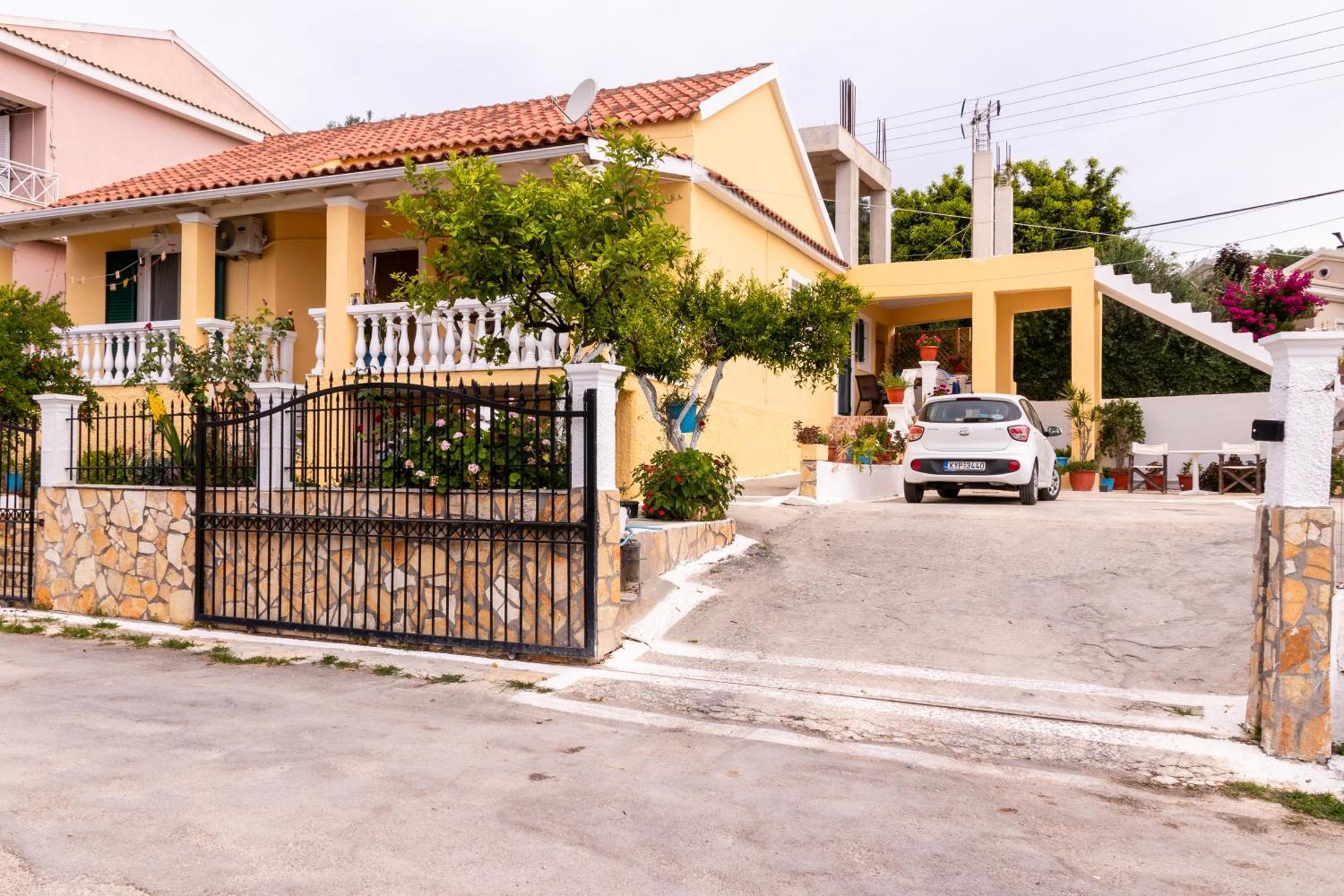Ferienwohnung Dimitris House Petriti Exterior foto